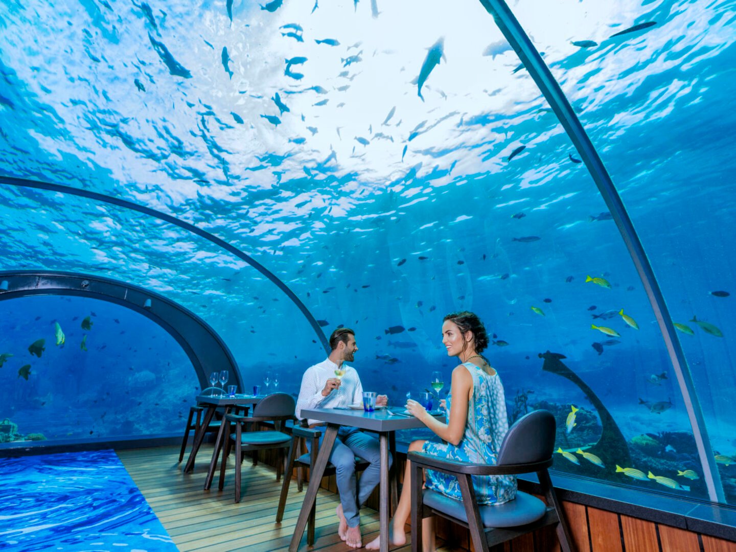 5.8UnderseaRestaurant4-1600x1067-1