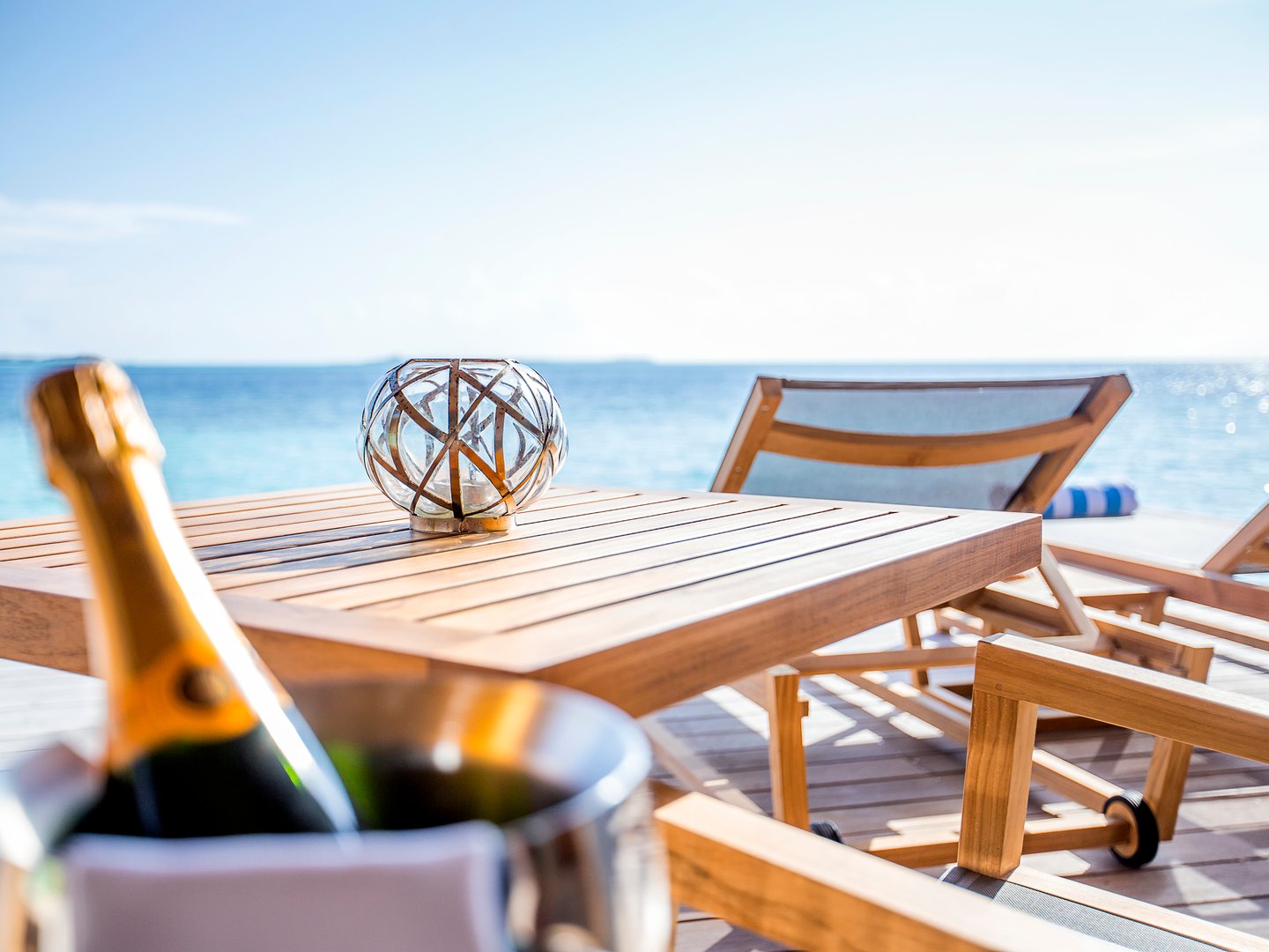 HurawalhiOceanVillaTerrace2